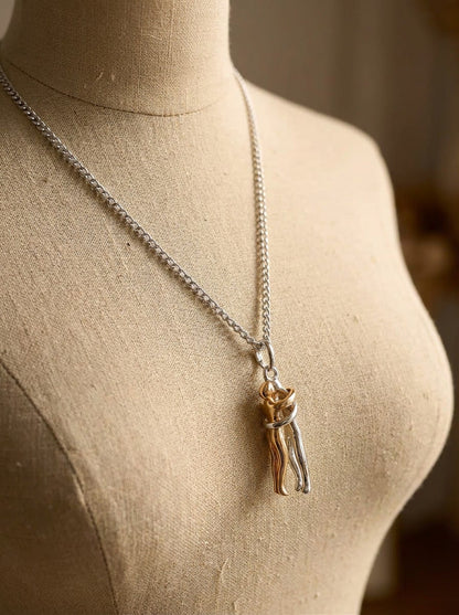 Punk Hug Necklace – Romantic Couple Jewelry